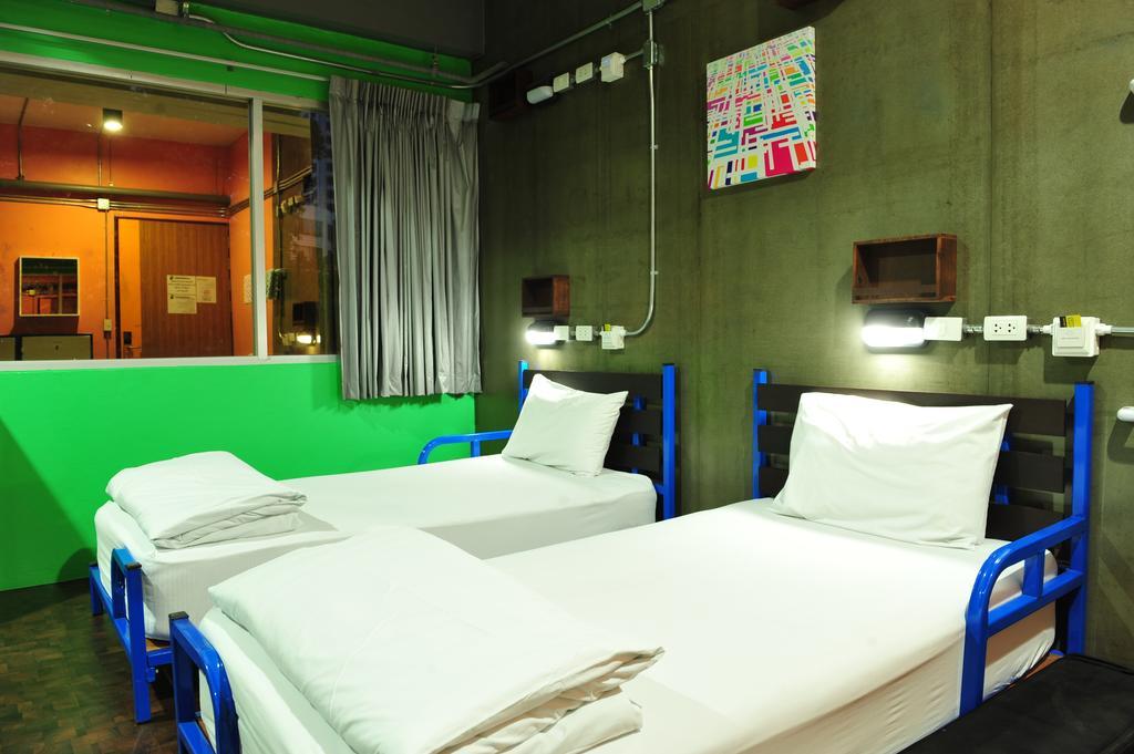 Saphaipae Hostel Bangkok Zimmer foto